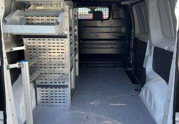 Opel Vivaro 99.362 km 15.990 &euro; München 81825