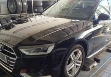 Audi A4 77.132 km 29.960 &euro; München 80686
