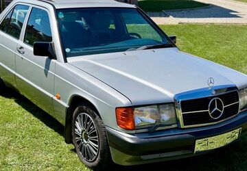 Mercedes-Benz 190 124.440 km 17.999 &euro; München 81739