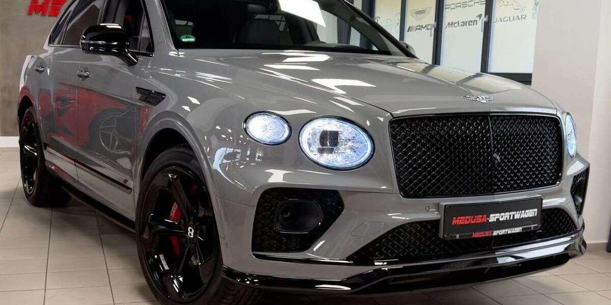 Bentley Bentayga 7.500 km 249.800 &euro; München 81827