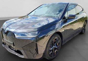 BMW iX 31.242 km 59.900 &euro; Landsham 85652