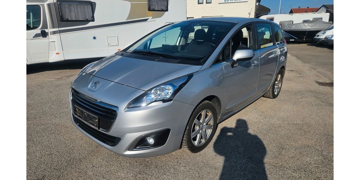 Peugeot 5008 171.000 km 4.999 &euro; Alling 82239