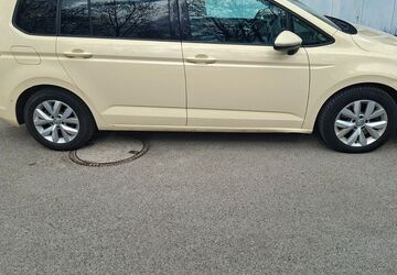 VW Touran 461.000 km 9.100 &euro; München 80339