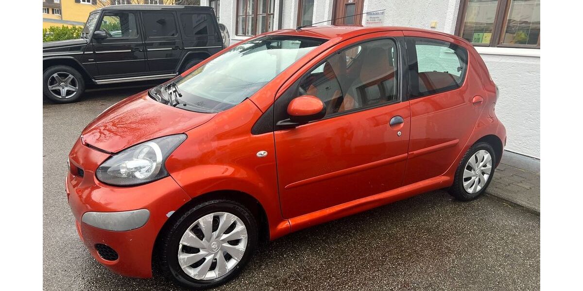 Toyota Aygo (X) 331.000 km 1.390 &euro; München 81479