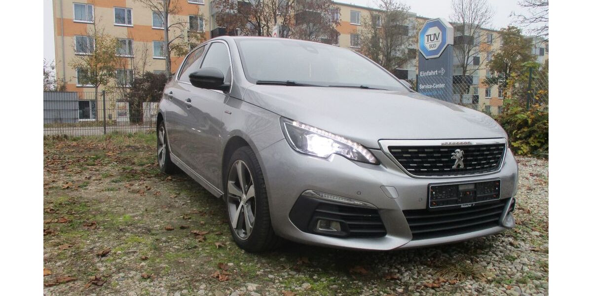 Peugeot 308 101.950 km 14.900 &euro; München 81825