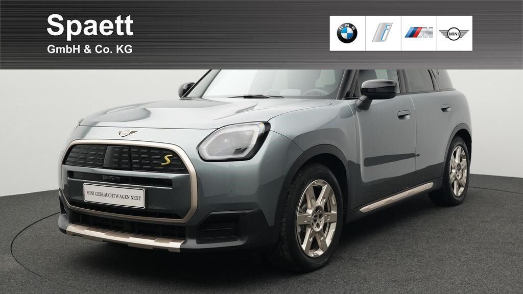 Mini Countryman SE (Cooper) 8.856 km 44.928 &euro; Ismaning 85737