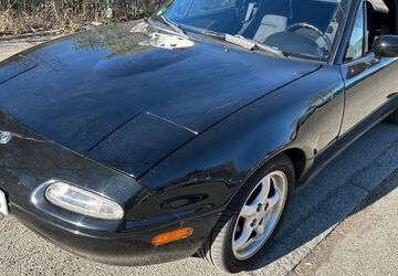 Mazda MX-5 259.000 km 7.999 &euro; München 81539