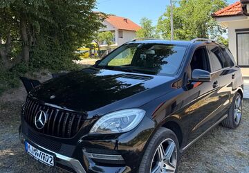 Mercedes-Benz ML 350 306.000 km 13.700 &euro; München 81375