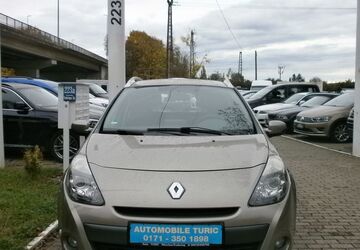 Renault Clio 150.000 km 5.000 &euro; München OT Trudering-Riem 81825