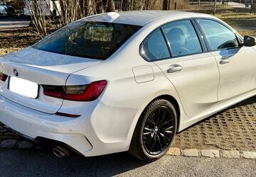 BMW 330 77.000 km 32.200 &euro; München 80331