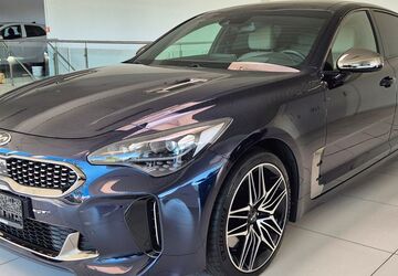Kia Stinger 85.024 km 28.490 &euro; München 80807