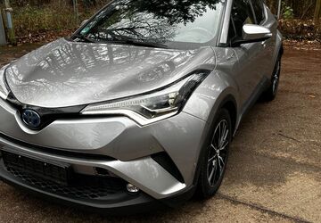 Toyota C-HR 70.200 km 16.900 &euro; München 81929