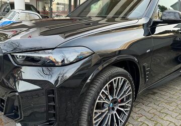 BMW X5 37.700 km 87.900 &euro; München 81375