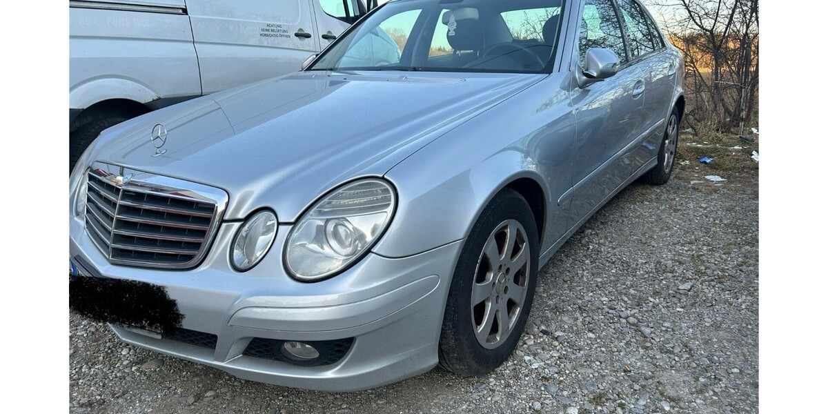 Mercedes-Benz E 200 255.000 km 2.000 &euro; München 80313