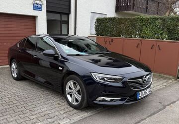 Opel Insignia 132.000 km 13.800 &euro; München 81825