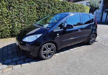 Mitsubishi Colt 200.000 km 2.380 &euro; Neufahrn bei Freising 85375