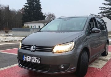 VW Touran 173.700 km 9.600 &euro; Gauting 82131
