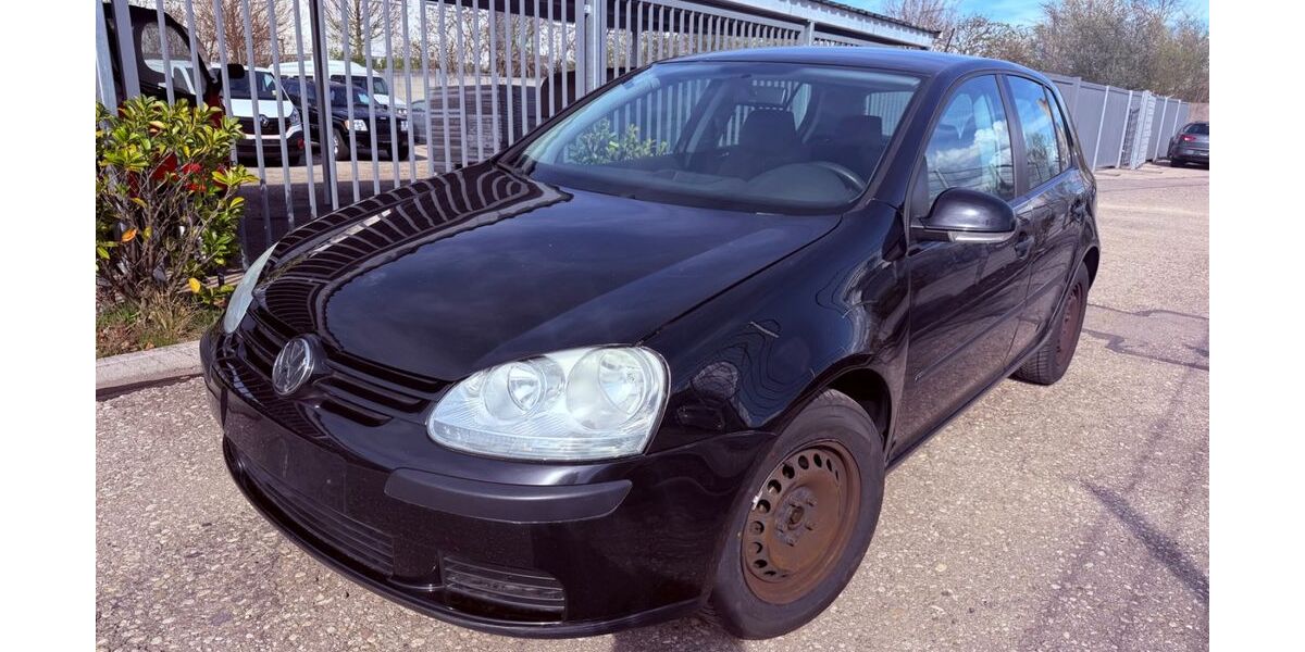 VW Golf 192.000 km 2.790 &euro; Markt Schwaben 85570