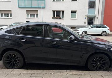 BMW X6 150.000 km 29.800 &euro; München 81673