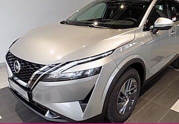 Nissan Qashqai 33.300 km 19.900 &euro; München 81677