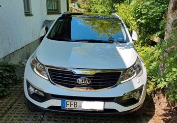 Kia Sportage 161.600 km 8.900 &euro; Fürstenfeldbruck 82256