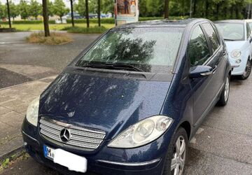 Mercedes-Benz A 150 182.000 km 2.290 &euro; München 81245