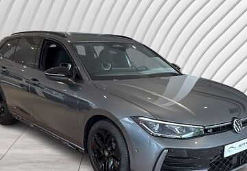 VW Passat Variant 1.500 km 49.990 &euro; Unterschleißheim 85716