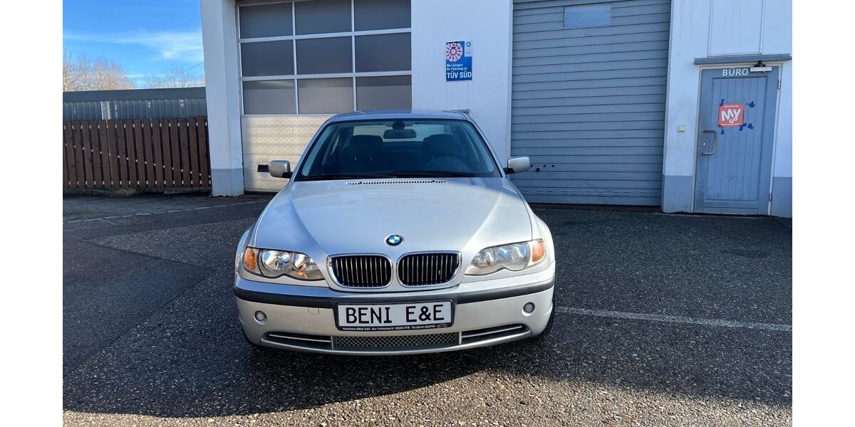 BMW 330 120.600 km 11.900 &euro; Fürstenfeldbruck 82256