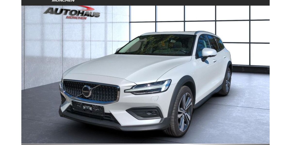 Volvo V60 Cross Country 21.000 km 42.990 &euro; München 81825