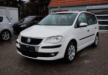 VW Touran 245.695 km 3.700 &euro; München 81249