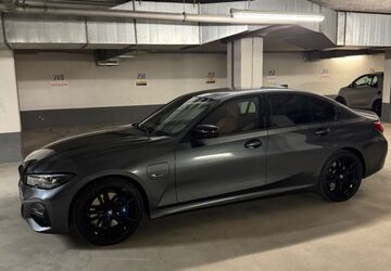 BMW 320 97.000 km 27.500 &euro; München 81739