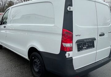 Mercedes-Benz Vito 263.000 km 15.990 &euro; München 81243