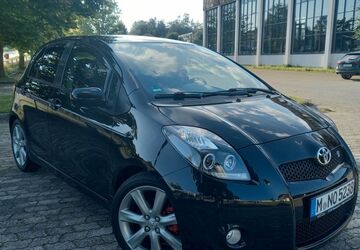 Toyota Yaris 115.000 km 6.999 &euro; Ottobrun 85521