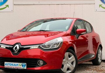 Renault Clio 82.027 km 7.490 &euro; München 80807