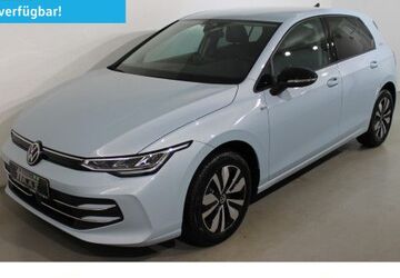 VW Golf 2.500 km 28.785 &euro; Olching 82140