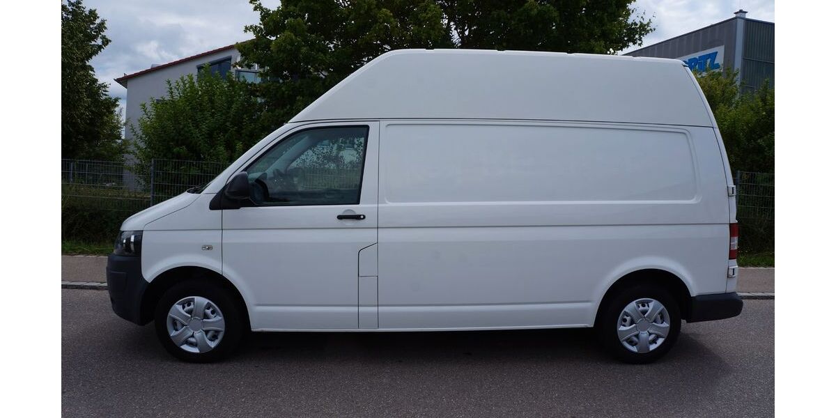 VW T5 Transporter 117.000 km 12.999 &euro; Vierkirchen bei München 85256