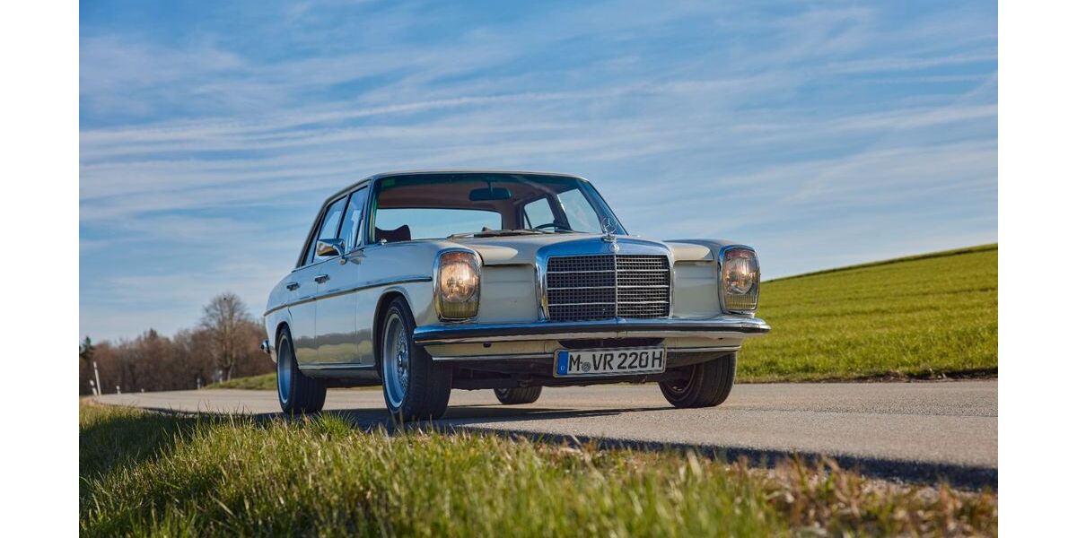 Mercedes-Benz 220 18.800 km 14.850 &euro; München 81541