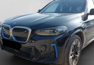 BMW iX3 23.572 km 45.900 &euro; Landsham 85652