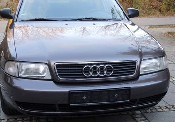 Audi A4 144.000 km 3.950 &euro; Brunnthal 85649
