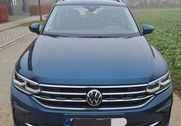 VW Tiguan 68.100 km 26.900 &euro; Hoehenkirchen-Siegertsbrunn 85635