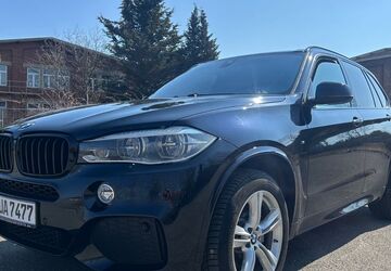 BMW X5 161.000 km 24.800 &euro; München 81249