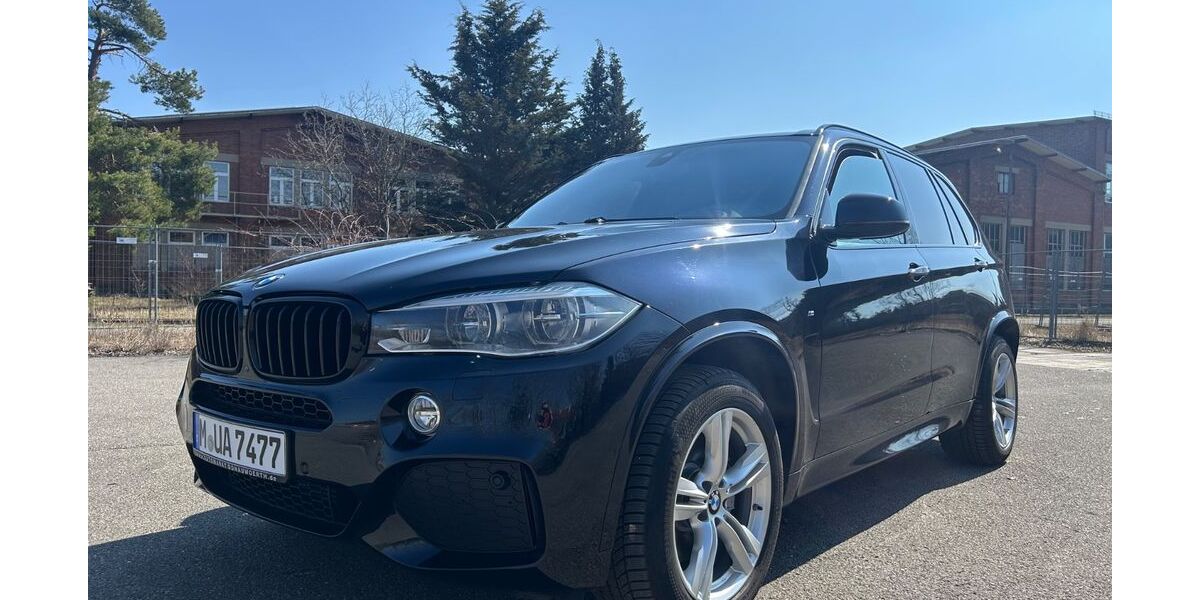 BMW X5 161.000 km 24.800 &euro; München 81249