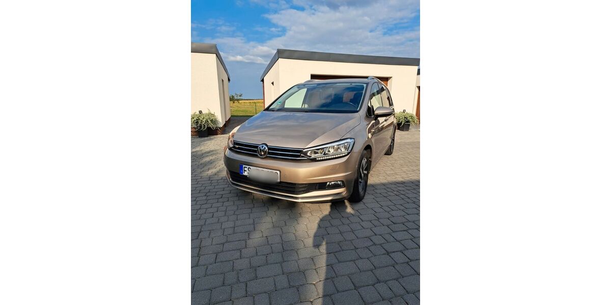 VW Touran 206.000 km 13.500 &euro; Neufahrn 85375