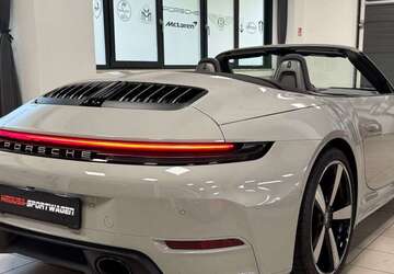 Porsche 992 3.500 km 159.800 &euro; München 81827