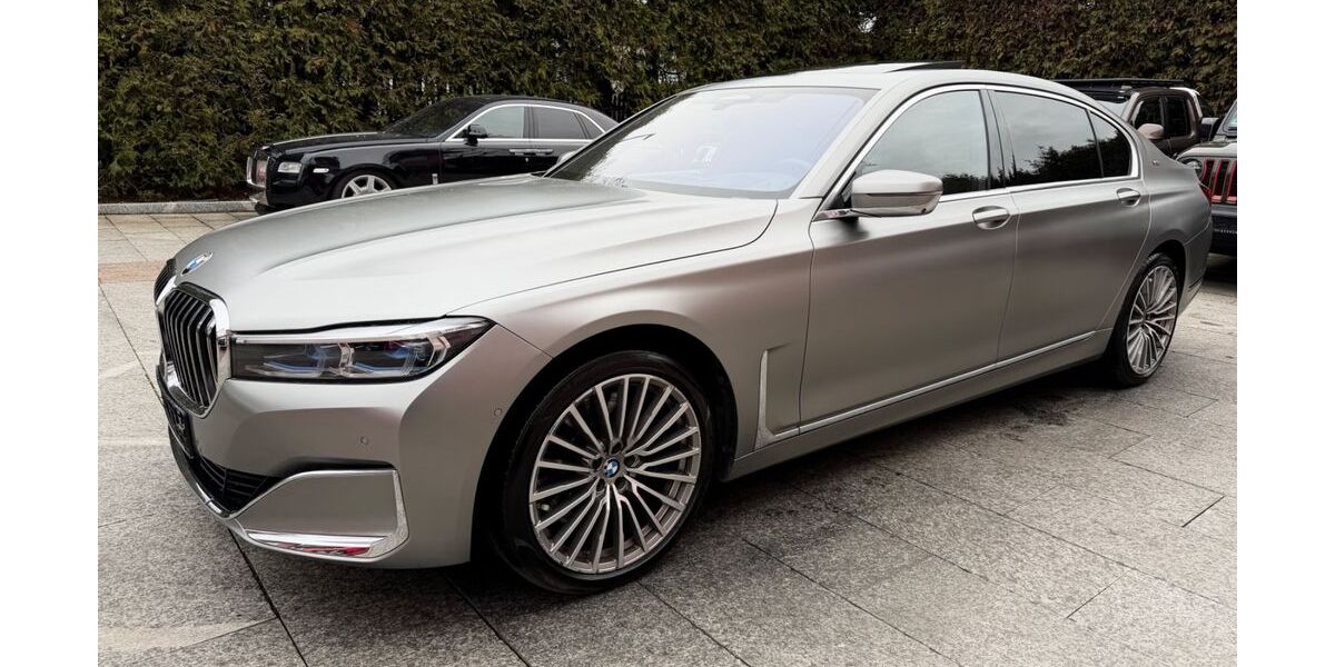 BMW M760 87.000 km 69.980 &euro; München 81827