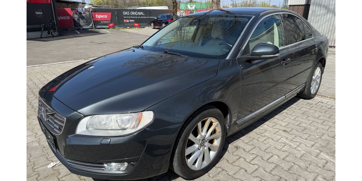 Volvo S80 336.000 km 6.900 &euro; München Trudering-Riem 81825