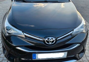 Toyota Avensis 104.000 km 16.500 &euro; Unterschleissheim 85716