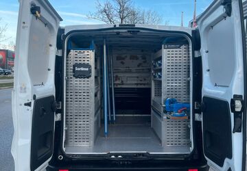 Opel Vivaro 56.125 km 16.899 &euro; München 81825