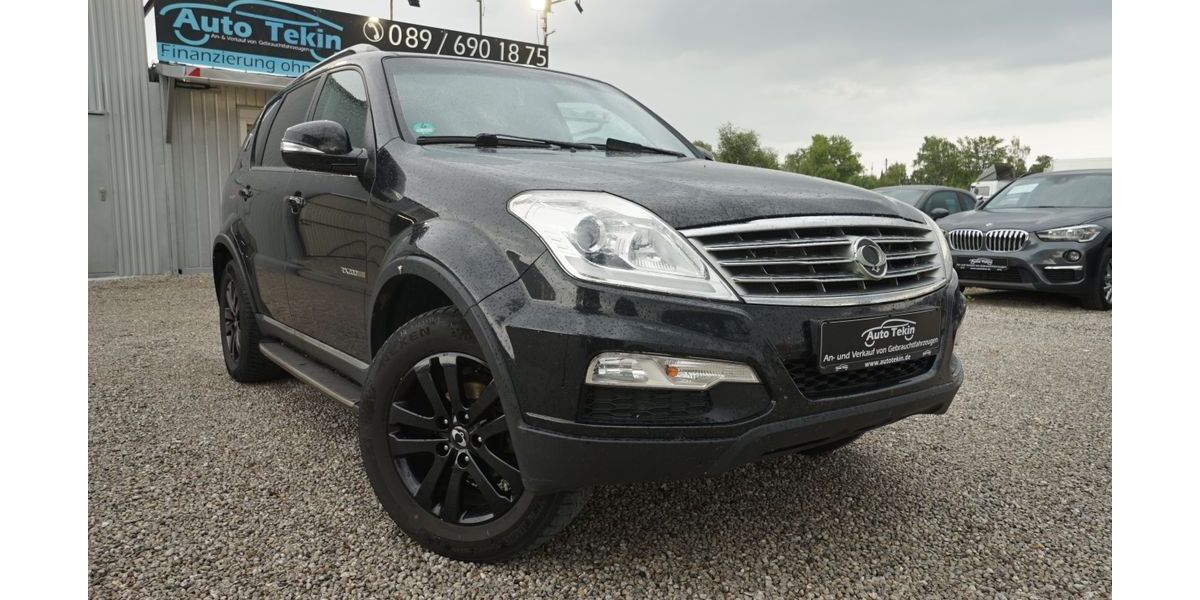 SsangYong REXTON 183.176 km 7.790 &euro; München 81829