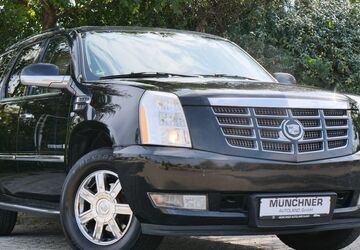 Cadillac Escalade 205.000 km 10.999 &euro; München 81243